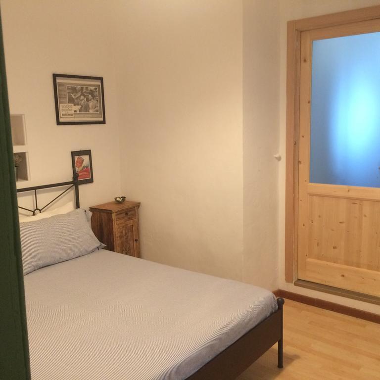 La Terrazza Di Arturo Guest House Turín Pokoj fotografie